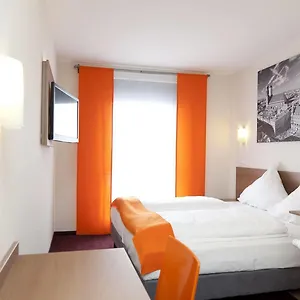 Mcdreams München - Messe Hotel